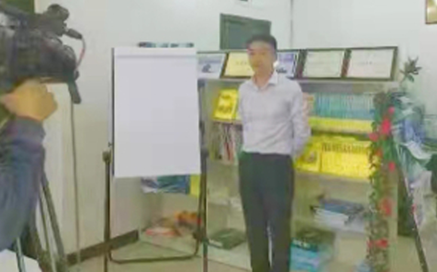 重庆电视台对刘老师进行专访